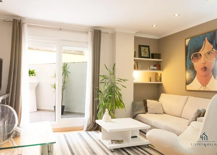 Living4Malaga Atarazanas Executive